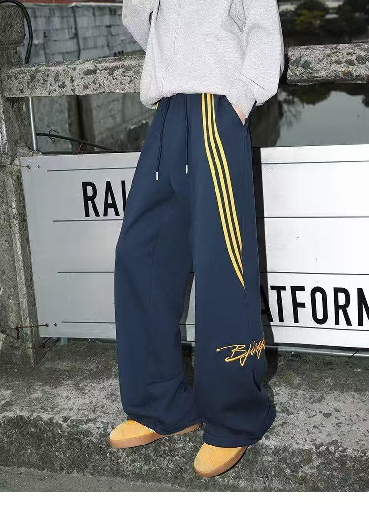 Fees__empire_'s tweet photo. New arrivals of designers baggy joggers
🏷️N23,000
📍Kaduna https://t.co/nYf6RjKa6Z