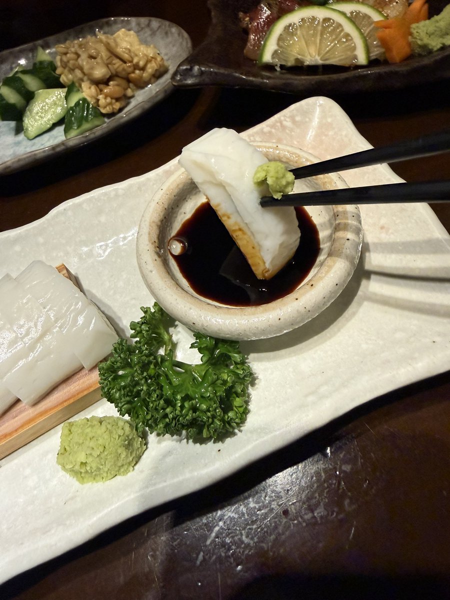 vulcan1500r15's tweet photo. 九州、出てくる醤油が全部真っ黒で甘いんだけど、とにかくめっちゃ美味いんすよ( ᐛ )و🍻🍺 https://t.co/qZPVOrUVME