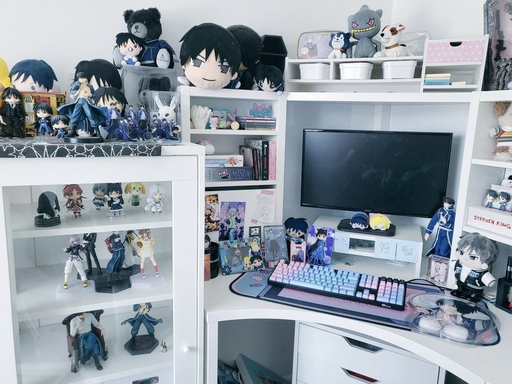 rabidadmiral's tweet photo. •《  Name : Carter • Rank : Admiral  》•
  •  https://t.co/2EO7Ht5mz1  •

     ☆ Roy Mustang Yume [ Selective ]
     ☆ Dead Dove &amp; Agegap Yaoi
     ☆ RoyEd Ship War Veteran
     ☆ Gay Roy Mustang Truther

  •  #fmatwt • #yumetwt  •
•《   Slow Ahead - 18+ Only  》• https://t.co/cyTdOreg1S