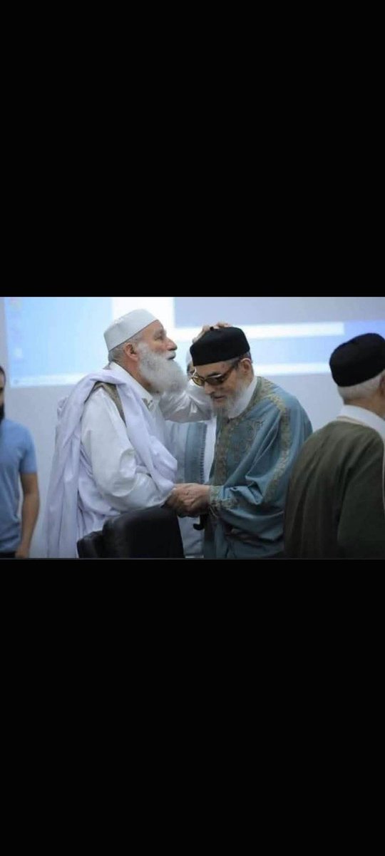 merewamemoo93's tweet photo. اتفاقهم حجة قاطعة واختلافهم رحمة واسعة 
يؤخد من مالك ويرد عليه
الا محمد بن عبد الله يؤخد منه ولا يرد عليه
تختلف العلماء في المسائل الفقهية فلا يبقي سفيه ولا جاهل الا ويقدف في علمهم وسرائرهم
بينما علماء السلاطين لا تحرك ساكن لاتغضب لله ولا لدينه حتى في الكبائر وتتوج وترفع مكانتهم https://t.co/bGgpuOzZAt