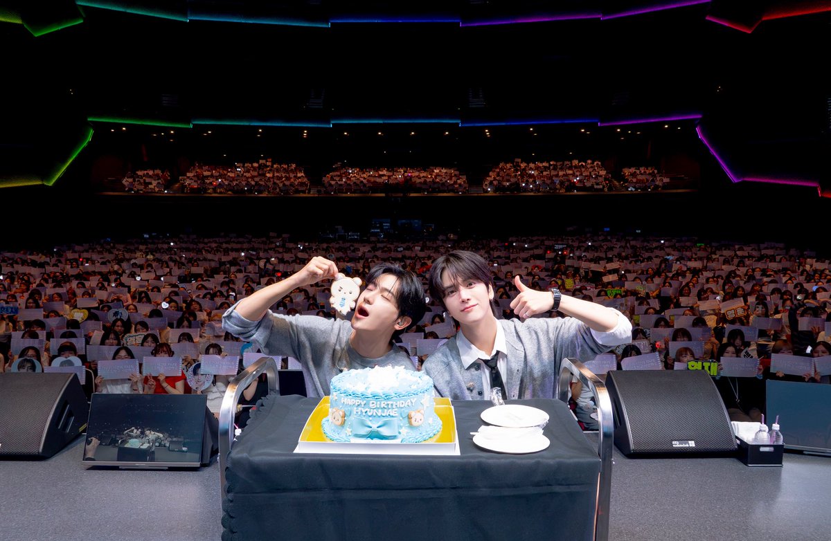 THEBOYZJAPAN's tweet photo. 2026 YOUNGHOON&HYUNJAE FANMEETING  <𝙉𝙄𝙉𝙀 𝙏𝙊 𝙁𝙄𝙑𝙀> in Japan

昨日は天候が大変悪い中、お越しいただきまして、誠にありがとうございました😭🫶🏻

ヨンフンとヒョンジェは久しぶりの日本でしたが、THE Bの皆さんの反応がとても良くて本当に嬉しく、楽しかったそうです✨
たくさん盛り上げてくださってありがとうございました꒰ᐢ⸝⸝• ·̫ •⸝⸝ᐢ꒱💖✨

THE B JAPANでもBehindをUP予定ですのでお楽しみにꕀ˖✧˖°