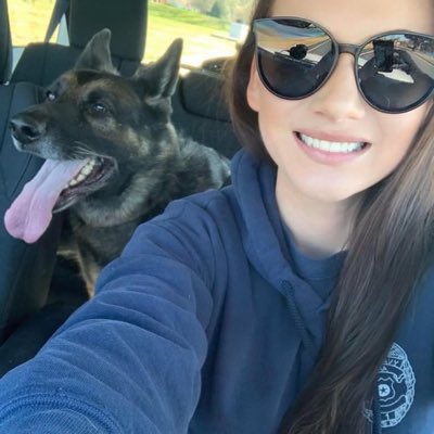 miabohann1's tweet photo. #NewProfilePic https://t.co/evqd5PbnNU