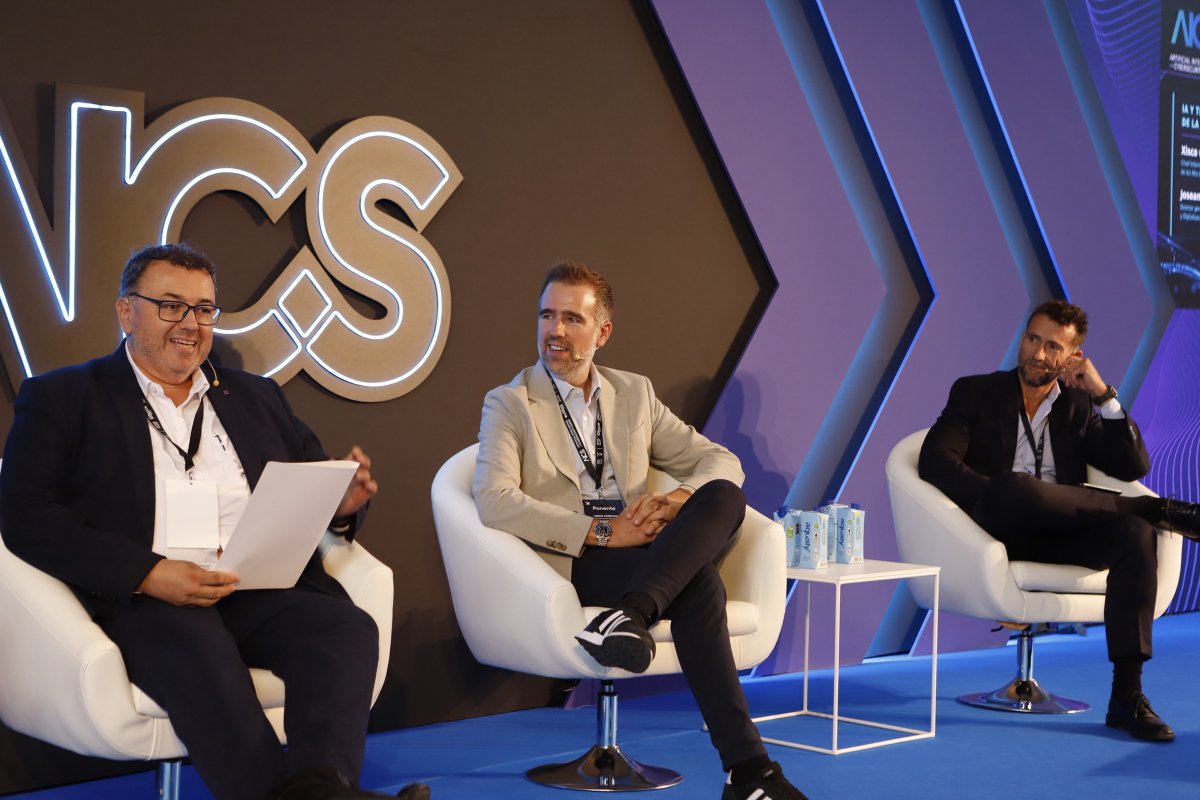 aics_summit tweet picture