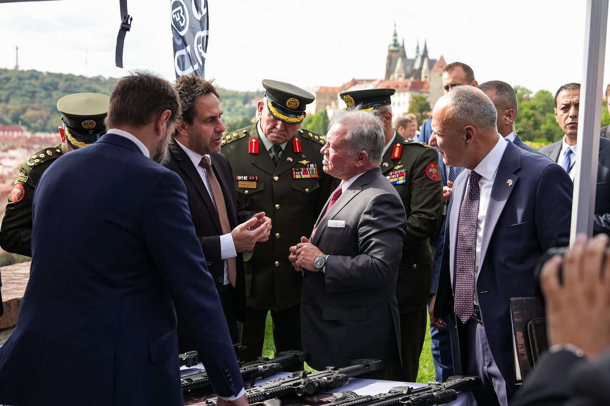 CZ_Firearms's tweet photo. Strengthening a long-standing partnership with Jordan.

On 18 September, CZ CEO Jan Zajíc joined representatives of selected Czech defense companies at Kramář’s Villa in Prague for a meeting with His Majesty King Abdullah II of Jordan during his official visit to the Czech Republic.

The discussions focused on opportunities for further cooperation. CZ also presented selected products from its portfolio for armed forces, including the CZ BREN 2 in 7.62×39, CZ BREN 3 and CZ P-10 series pistols. His Majesty personally viewed the products and learned about their applications.

As a long-standing supplier to the Jordanian Armed Forces, we greatly appreciate the opportunity to build on this relationship and discuss how our solutions can meet the needs of modern armed forces.