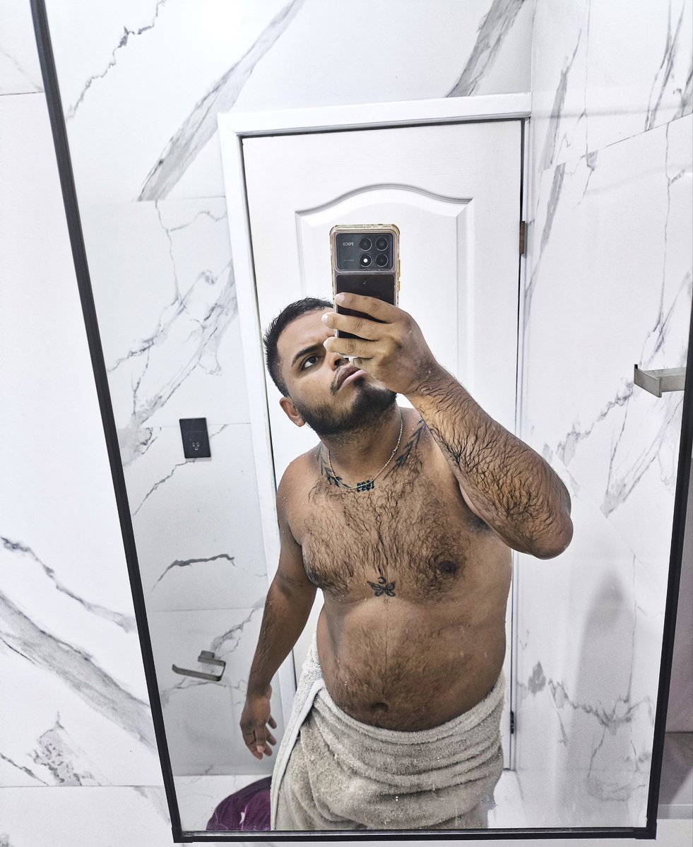 Bearface_05's tweet photo. Buenos días.
RT.
#baer #gay #cruisingbaños #CHUDAİ #wata @elgolosowar @TerrieStevenso6 @TheBlowers @promotedofgay_1 https://t.co/179s0IDzMJ