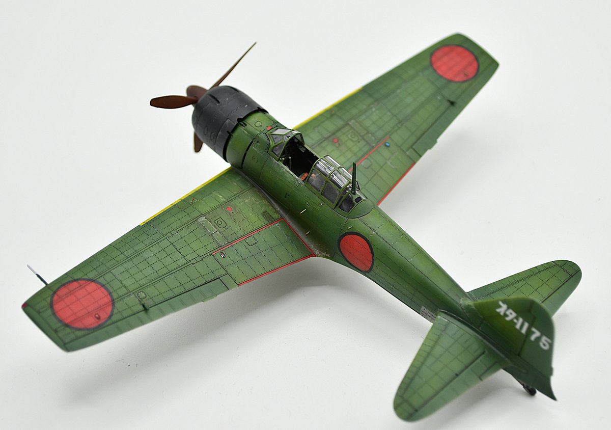 a7m2204720's tweet photo. 零式艦上戦闘機32型　大分海軍航空隊機
実戦機→練習機の転用との事で軽めのウェザリング
翼端が四角いのがイイね！👍 https://t.co/YujFDPxmJk