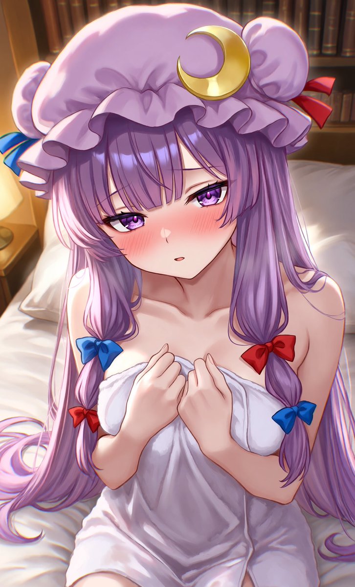 shirasu561's tweet photo. PixAIでお風呂上がりのパチュリーちゃんを制作しました！🌙✨
大きな三日月帽子とたくさんの髪リボン、恥ずかしそうな照れ顔が最高にお気に入���です💕
#東方Project #パチュリー・ノーレッジ #AIイラスト #お風呂上がり https://t.co/Gy80otq098