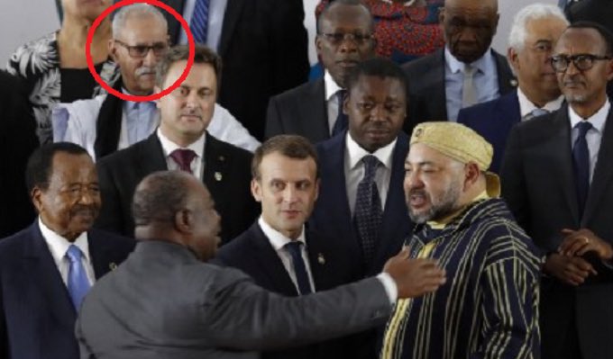 Alkha91Ali's tweet photo. @13september13 Ya charmouta, la RASD est membre fondateur de l’UA et ceux que tu leurs lèche les boules siègent avec eux, ton sodomite de roi prend des photos en compagnie du représentant du Polisario ya lèche broute. Au fait c’est quand que tu viens nous rendre visite en Algérie. https://t.co/2RVC5VBTsg