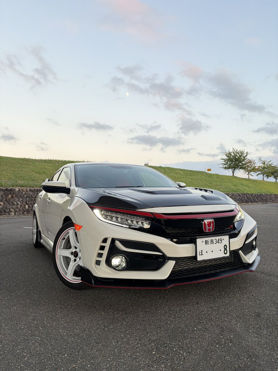mk11058R's tweet photo. ゆきさんありがとうございました☺️

S2000の造形美 https://t.co/CwClGg2n6d