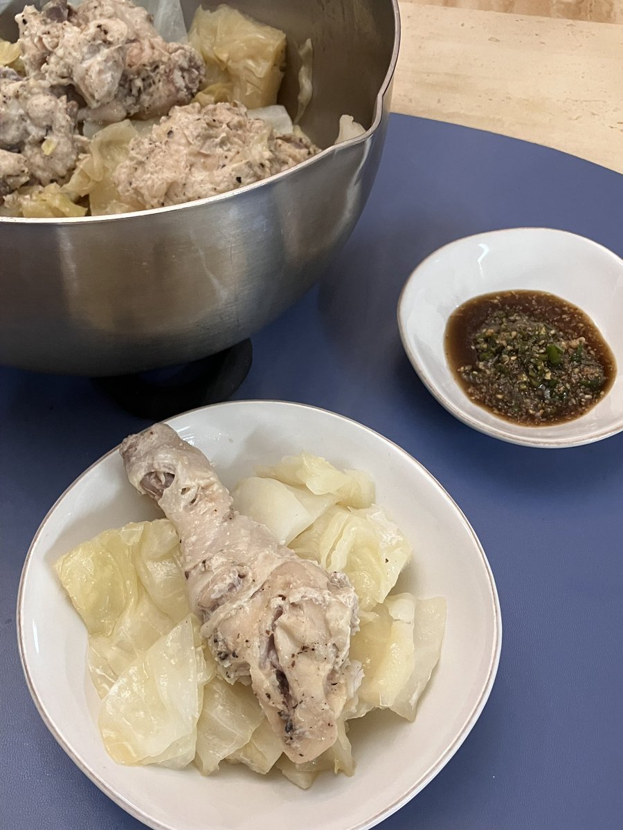 justliving_2eat's tweet photo. 양배추 찜닭 계속 해먹는중
에반게리온 다 봤던 것 같은데 결말이 기억안나는거 보면 덜 봤나봄 https://t.co/sKsVzW3pEe
