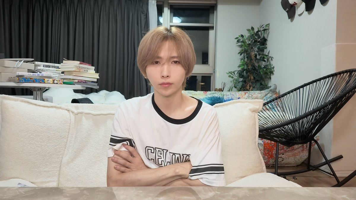 takeyakii's tweet photo. 「好きな人がいるので語っていいですか？」

今日の動画！！！
いいねコメントよろしく👾

https://t.co/0qS8PvL7Rt https://t.co/4hv60xUted