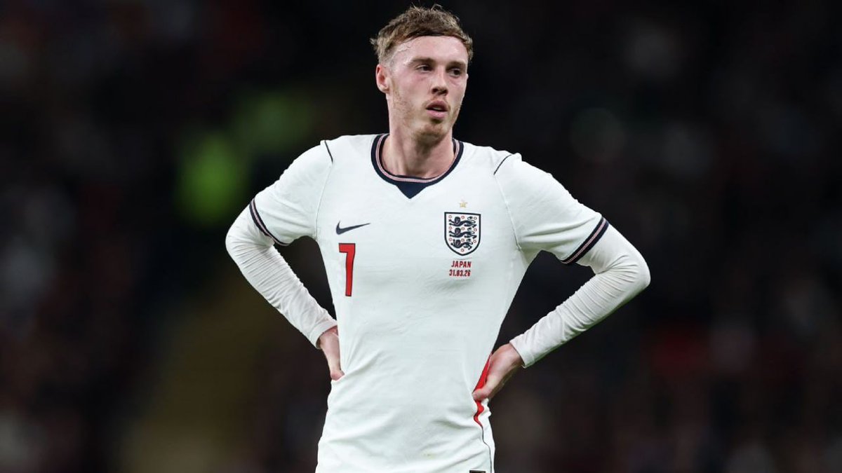 VikCFC's tweet photo. Cole Palmer has played only five of England's 28 games since the Euro 2024 final. That number looks bad until the reason matters.

He has had recurring injury problems and has now withdrawn with another muscle issue. Calling that a lack of commitment is a lazy jump.👇

Palmer scored in a Euro final and earned his way back into the squad. If he isn't fit enough to play, he shouldn't be there. Turning five appearances from 28 into a character argument needs far more evidence than that.