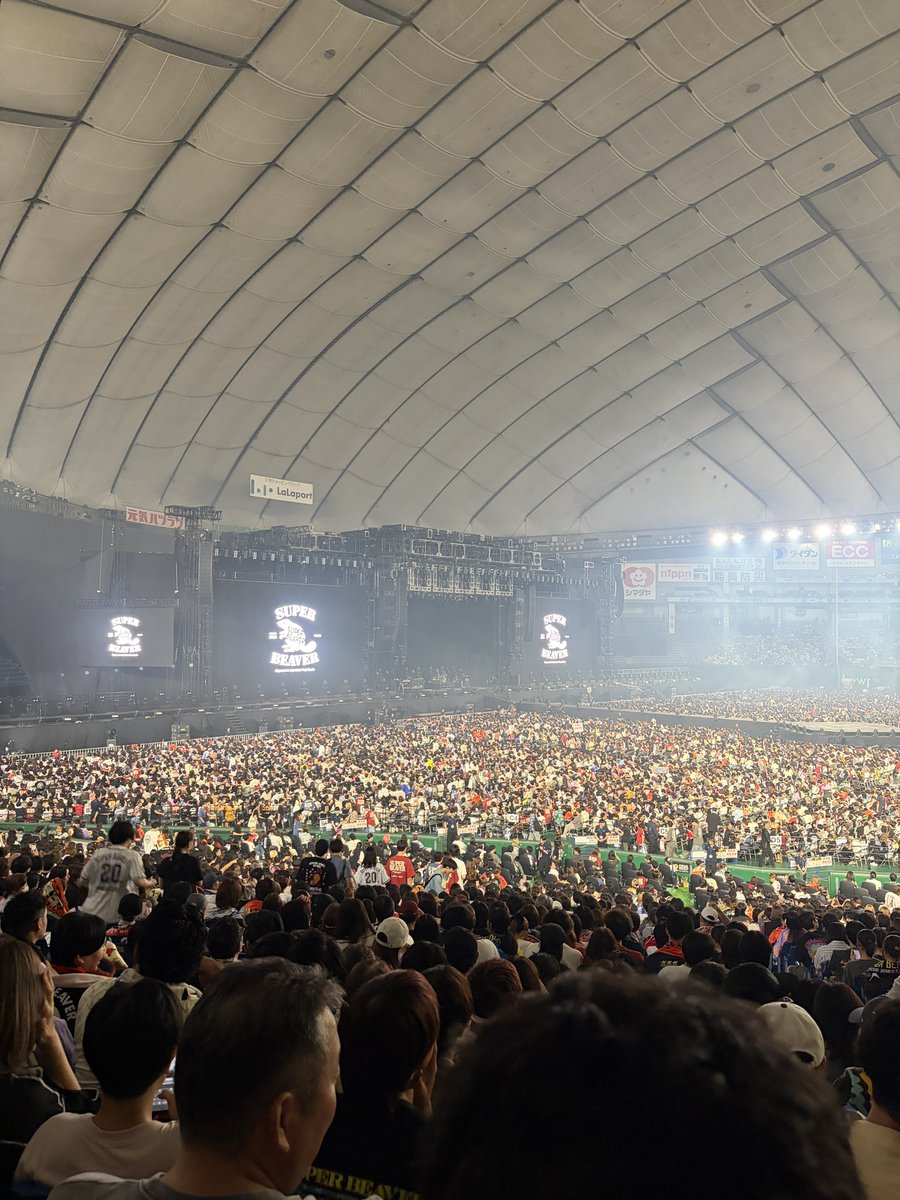 cncrt_time's tweet photo. SUPER BEAVER「都会のラクダ DOME TOUR 2026」

日時 :2026年9月22日（火・祝）
場所 : 東京ドーム
出演​ : SUPER BEAVER

公式ライブ配信🔽
https://t.co/r44hzBbwk6

🎵 感動のライブをお見逃しなく！

#SUPERBEAVER
#スーパービーバー
#東京ドーム https://t.co/kRvlXTliGV