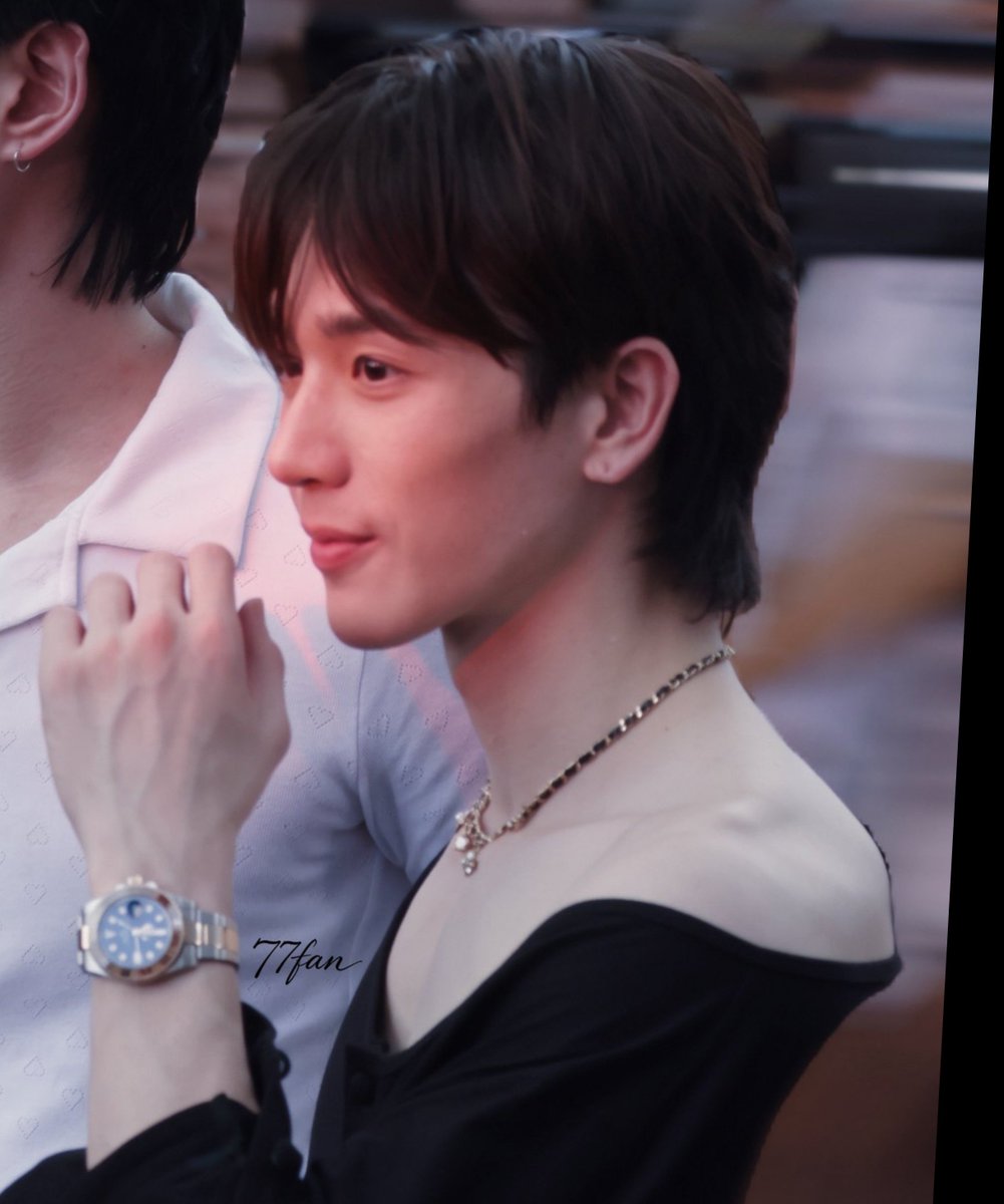 lilacletterss's tweet photo. he’s so beautiful it almost looks unreal😩😭

NOUR AT ELLE FASHION 2026
#ELLEFASHIONXNOUR
#tongtong https://t.co/5Ussg0L3Kk