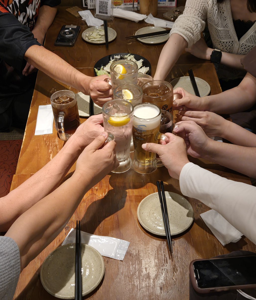kinomotoarle's tweet photo. 二次会、乾杯～♪ https://t.co/lLcr5bLi7Y