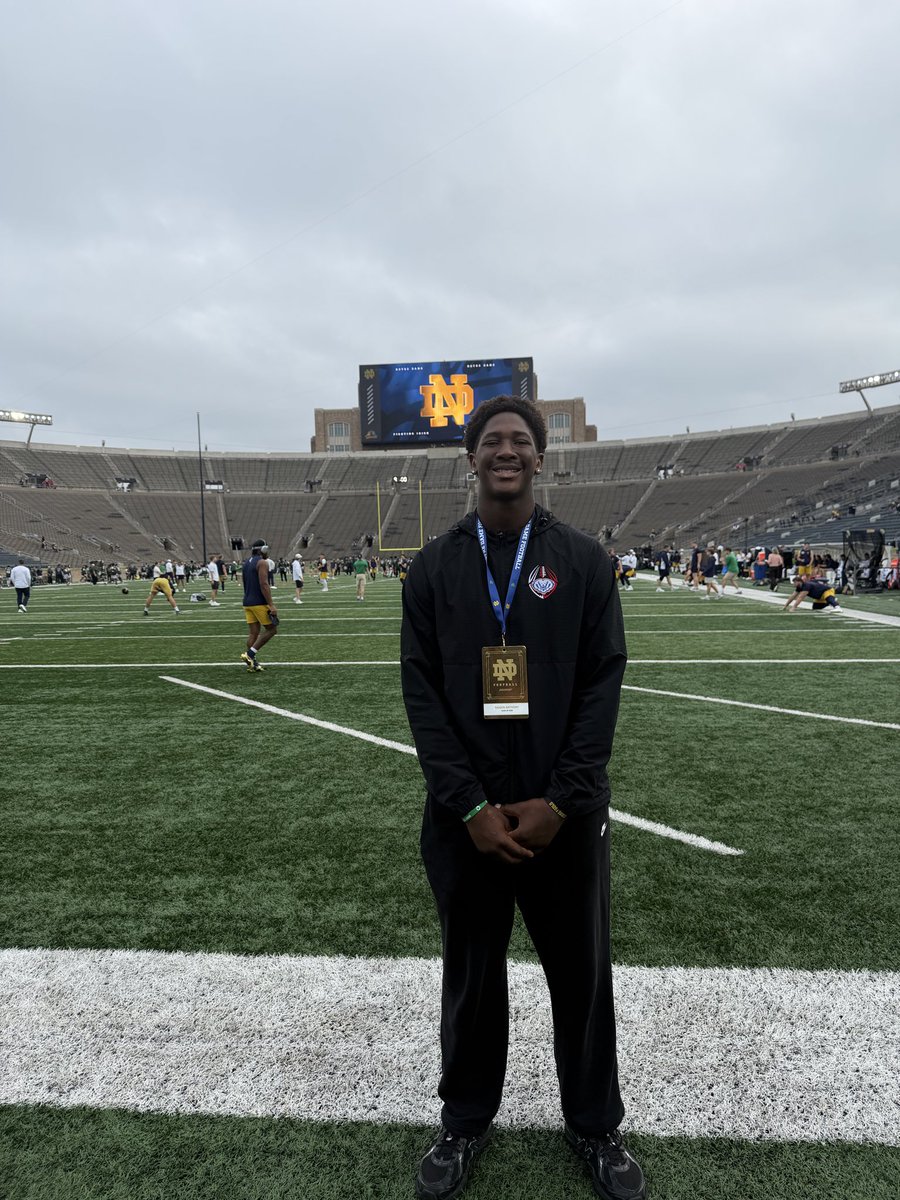 KaidenAnt3's tweet photo. I had a great time @NDFootball Saturday. Great atmosphere Thanks for having me. 
@CoachMillz_ @HSEFootball @Bryan_Ault @AllenTrieu https://t.co/jA79y6GWur