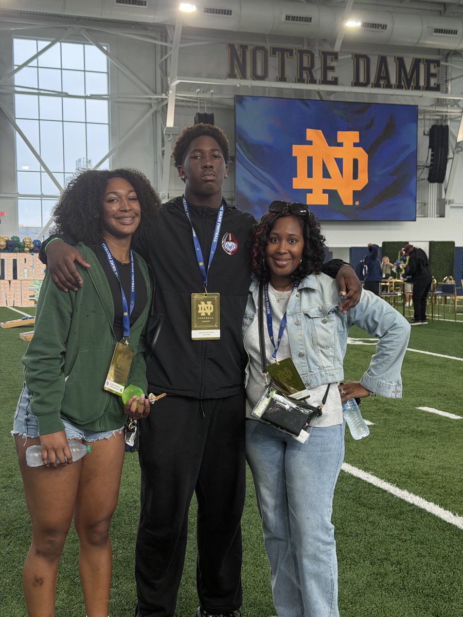 KaidenAnt3's tweet photo. I had a great time @NDFootball Saturday. Great atmosphere Thanks for having me. 
@CoachMillz_ @HSEFootball @Bryan_Ault @AllenTrieu https://t.co/jA79y6GWur