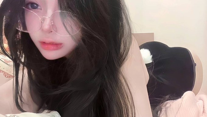 Ttesp's tweet photo. 有男生要来锐评我18的福嘛🥺                                                                  

刚睡醒来X发泄了                      

流言111我真发📷 https://t.co/zNg7fVgscl