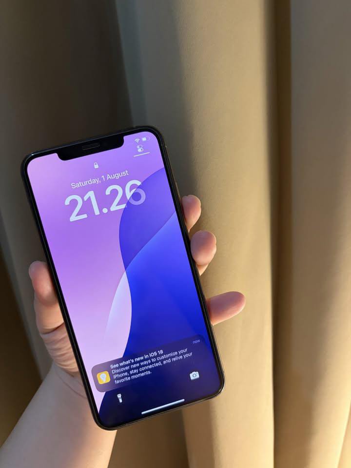 miauw08's tweet photo. jual Iphone XS Max 256GB penggunaan pribadi
BH 72% 
Fungsi 100% normal
Ex Inter 
Minusnya gaada box dan charger 

NET 1.2 NEGO 
JAUH VIA JNE UPDATE RESI AMAN DAN AMANAH

#jualiphone #zonauang #zonajajan #bealanja #murah #BU https://t.co/HiHYzjSBCn