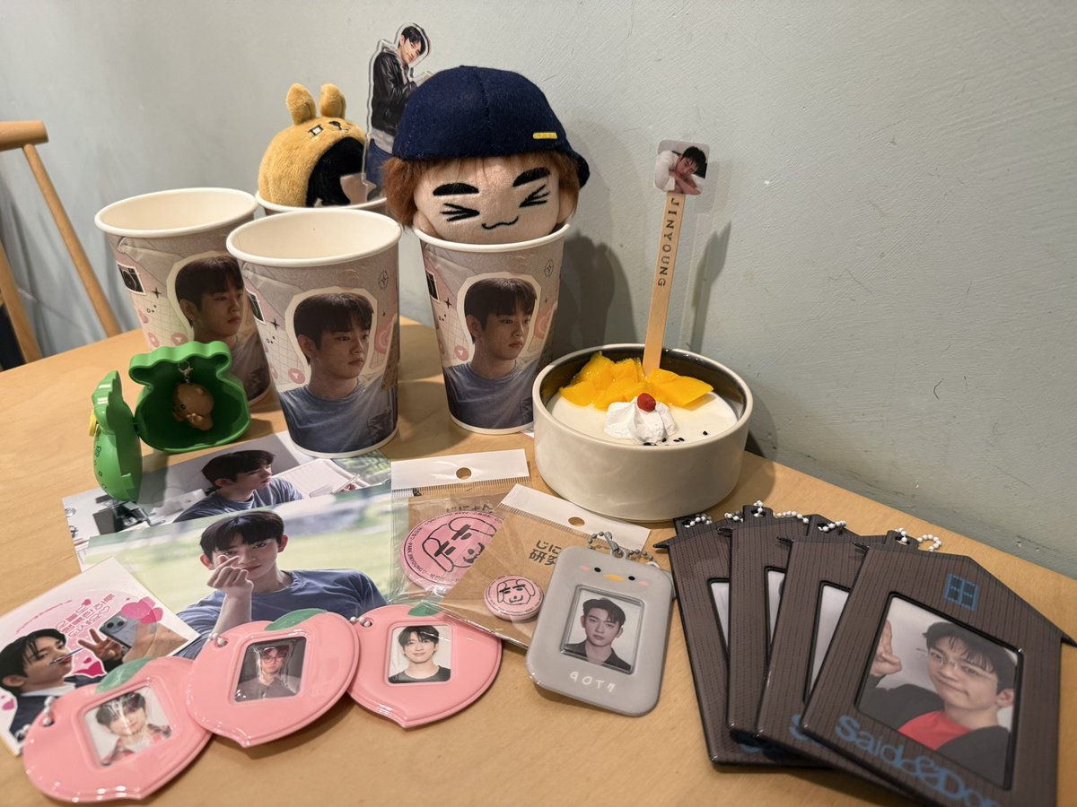 sennyoung922's tweet photo. ジニョン研究頑張りました🧡
けあちゃん、ありがとう✨

HAPPY BIRTHDAY @JINYOUNG 🎂🧡

 #ジニョン  #Jinyoung 
 #CODE32ForJinyoung
 #우리의에버러브진영32번째생일 https://t.co/MbvjvjImEe