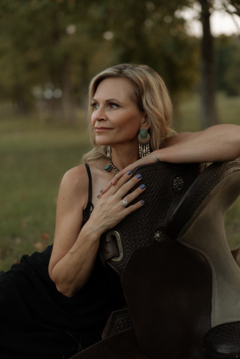 battle_barbie's tweet photo. This is 50.
The chapters of this life so far are storied with tales of love, laughter, heartbreak and the fantastic. 
What will the next 50 bring me in this one wild and precious life I’ve been given? https://t.co/fYda3FFvn7