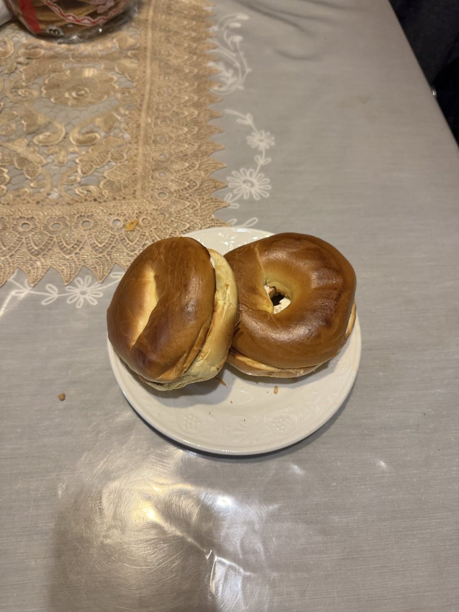tchrinos's tweet photo. good morning lets get after it today #bagels https://t.co/4clVfABGej