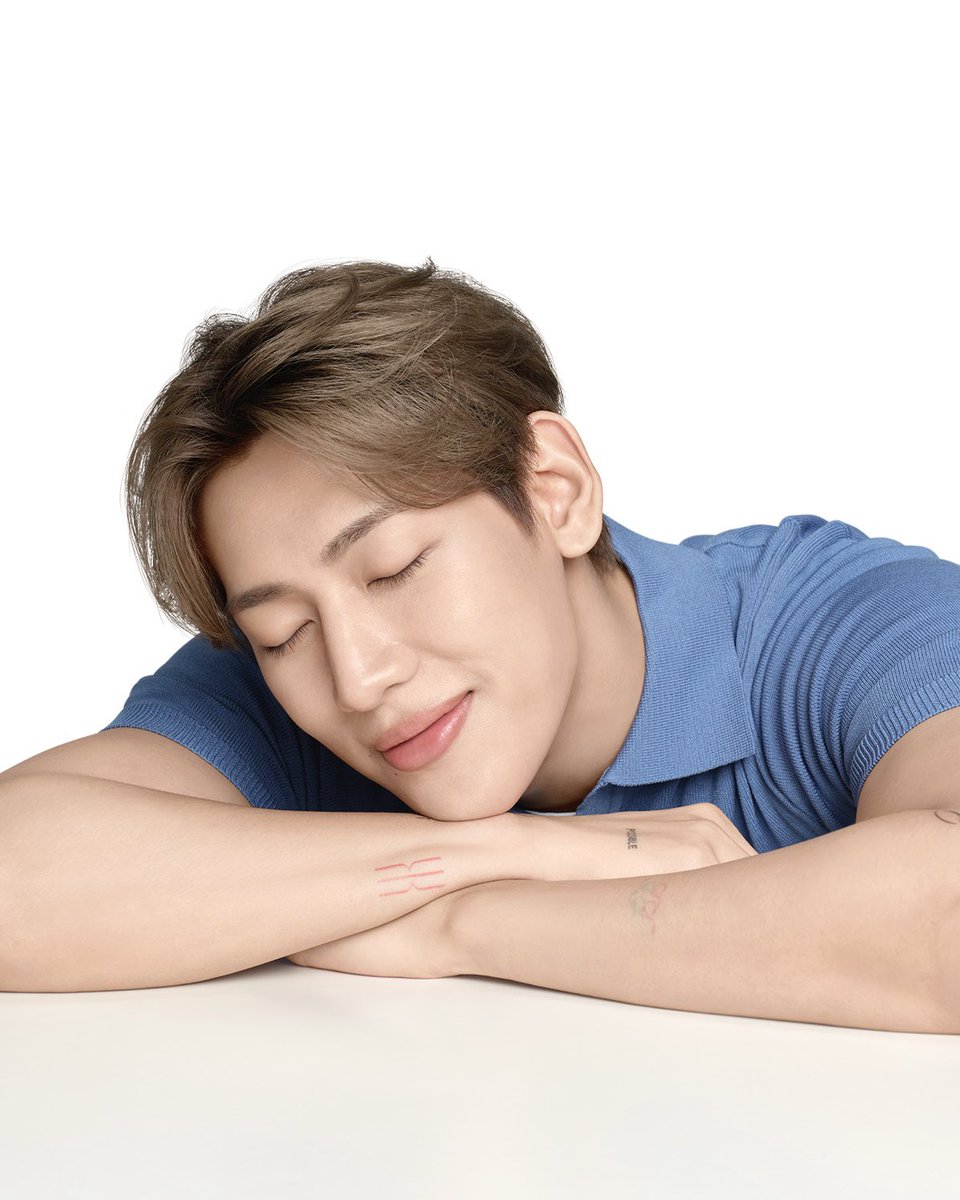 EVA_YVES's tweet photo. หล่อ น่ารักทุกรูปเลยครับ✨

#BoPureXxBamBam
#BamBam #뱀뱀 @BamBam1A @BAMBAMxBAMMIE https://t.co/wAjik75YGG