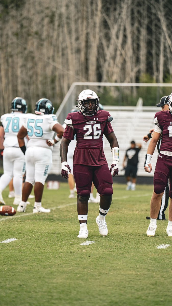 3arcoo's tweet photo. Stats for Glenn Allen
Tackles: 4
TFL: 2
Sacks- 2
Fumble recovery: 1
@TopKnight44 @TD_DLine https://t.co/zQr7jhtvtp
