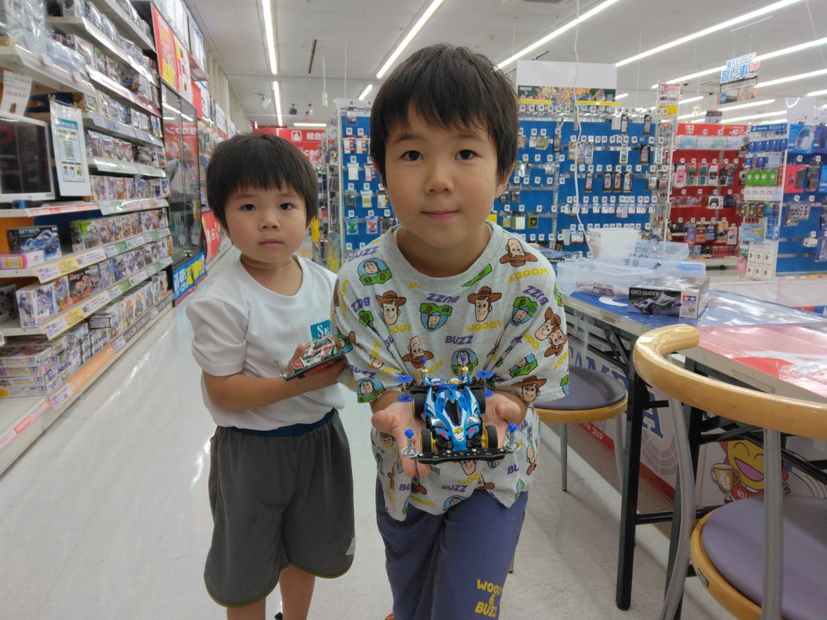 point00105's tweet photo. #コジマでミニ四駆
コジマ佐野店さん🐕こちらも子ども達が賑やかでした🤩 https://t.co/tniVD7viQL
