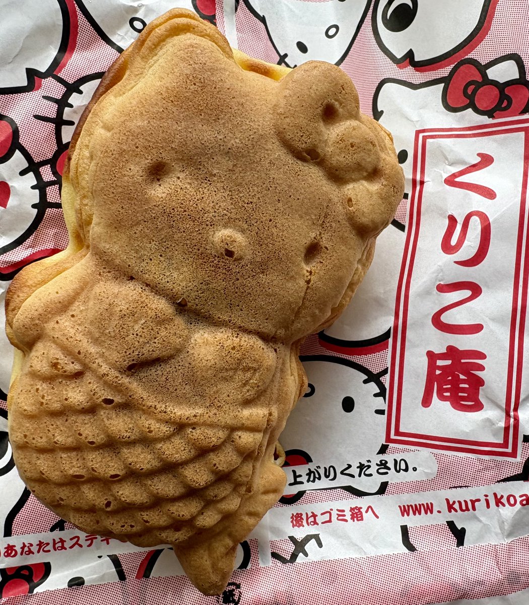saecci's tweet photo. キティたい焼き、かわいいな🧡
#くりこ庵 
#たい焼き
#キティ https://t.co/4WYuegSs5i