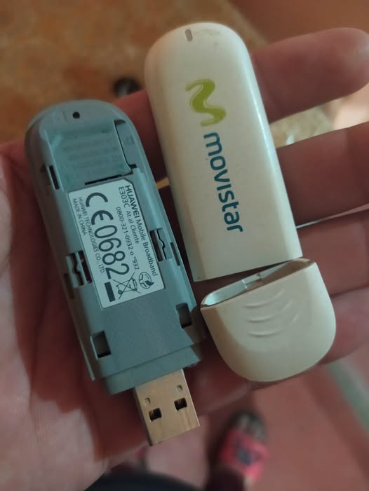 TotumaStereo's tweet photo. Hablemos la época tan oscura de las telecomunicaciones en Venezuela con estas mierdas llamadas BAM.... https://t.co/h1NNNImapg