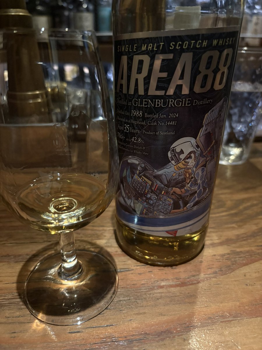 11color_bars's tweet photo. 今夜のバー活🥃
美味しい88バーギーいただきました😋
しみじみ美味しいです🥺 https://t.co/6l9LHKK2BQ
