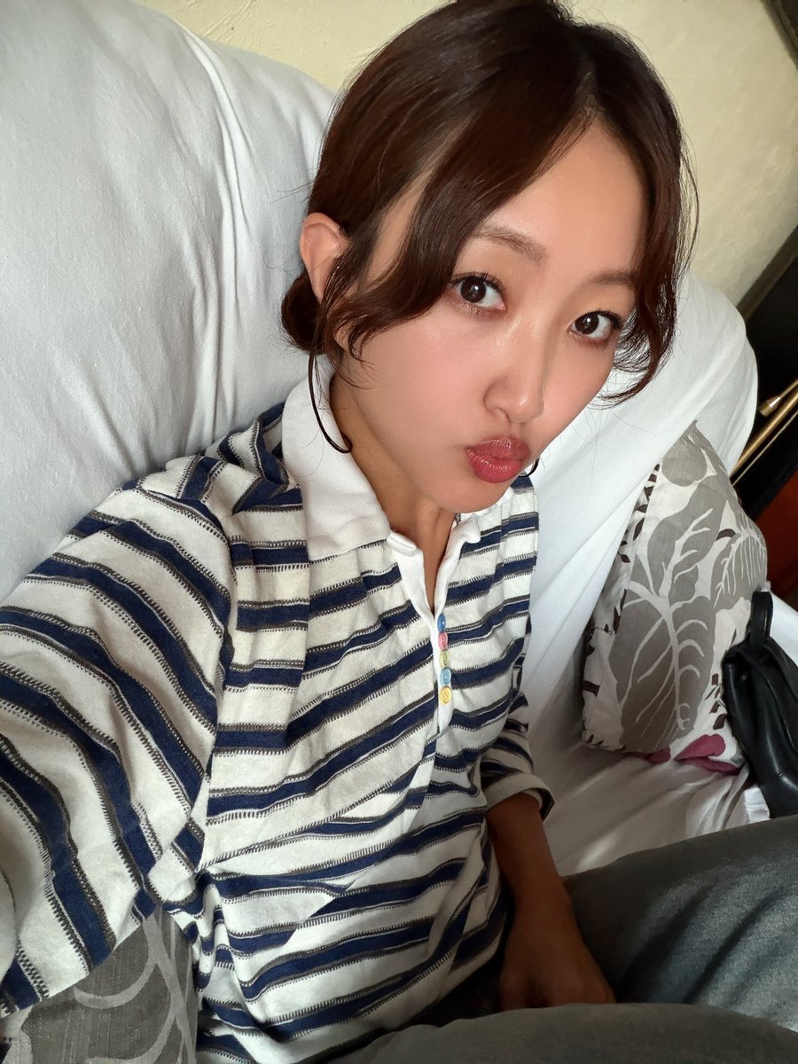 Emika_Kamieda's tweet photo. 27日のオンラインお話会、ご予約頂けると嬉しいなあ、、、、
https://t.co/jhdZ5C9ou5 https://t.co/jmxDjhmc7E