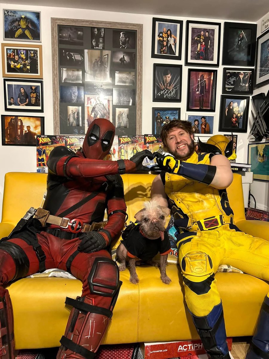 WolverSteve's tweet photo. #OnThisDay 2 years we were in the company of pooch royalty with #PeggyThePug 🐾 aka #Dogpool #DeadpoolAndWolverine #Deadpool #Wolverine #PhotoShoot https://t.co/lxZ4EWeeZd