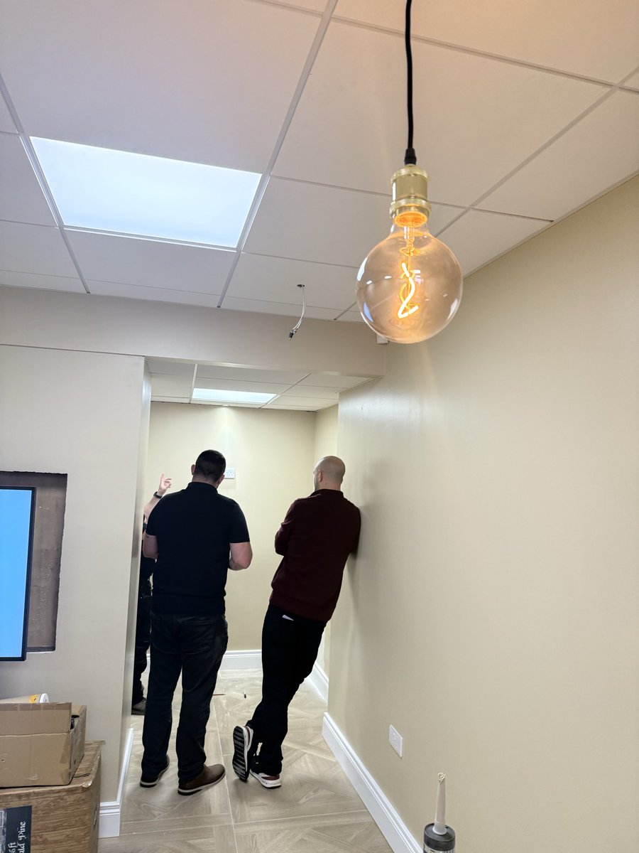 GlassEstAgents's tweet photo. Decisions, decisions, decisions! 🤔 

Alastair &amp; James were at Mid Ulster Granite in Lurgan picking out the stone for our new desk. 

Thanks Niamh and Lisa for all your help. 

More sneak peeks to follow… ✨

#TheClearChoiceInProperty https://t.co/obGGCBub96