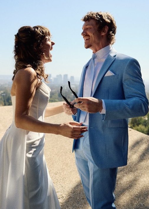storrieunfolds's tweet photo. made bridesmaid connor happen too https://t.co/eWF7srcYqC