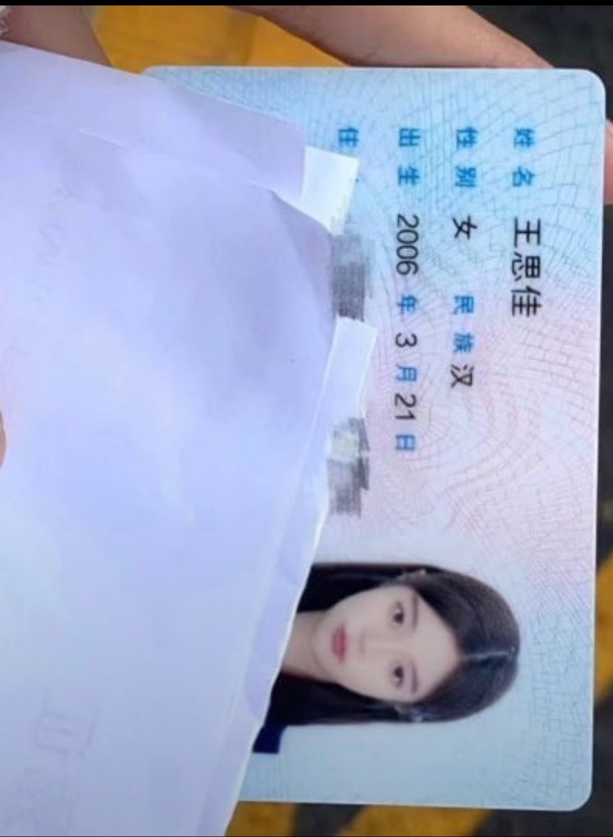 adeleRandlog's tweet photo. 新人刚玩x

想发点照片  有人锐评女大福照吗

直接给不墨迹  发完我要删了….. https://t.co/U3UkKPzWEx
