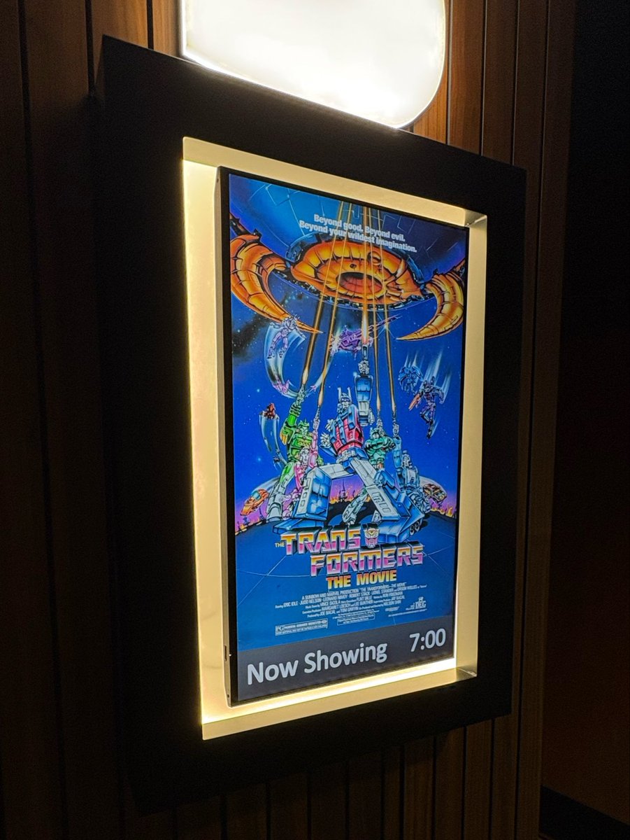 tayotchi's tweet photo. went to go watch transformers 86’ and the awaken short animation was SO GOODD :,) https://t.co/ulpwipbLqy