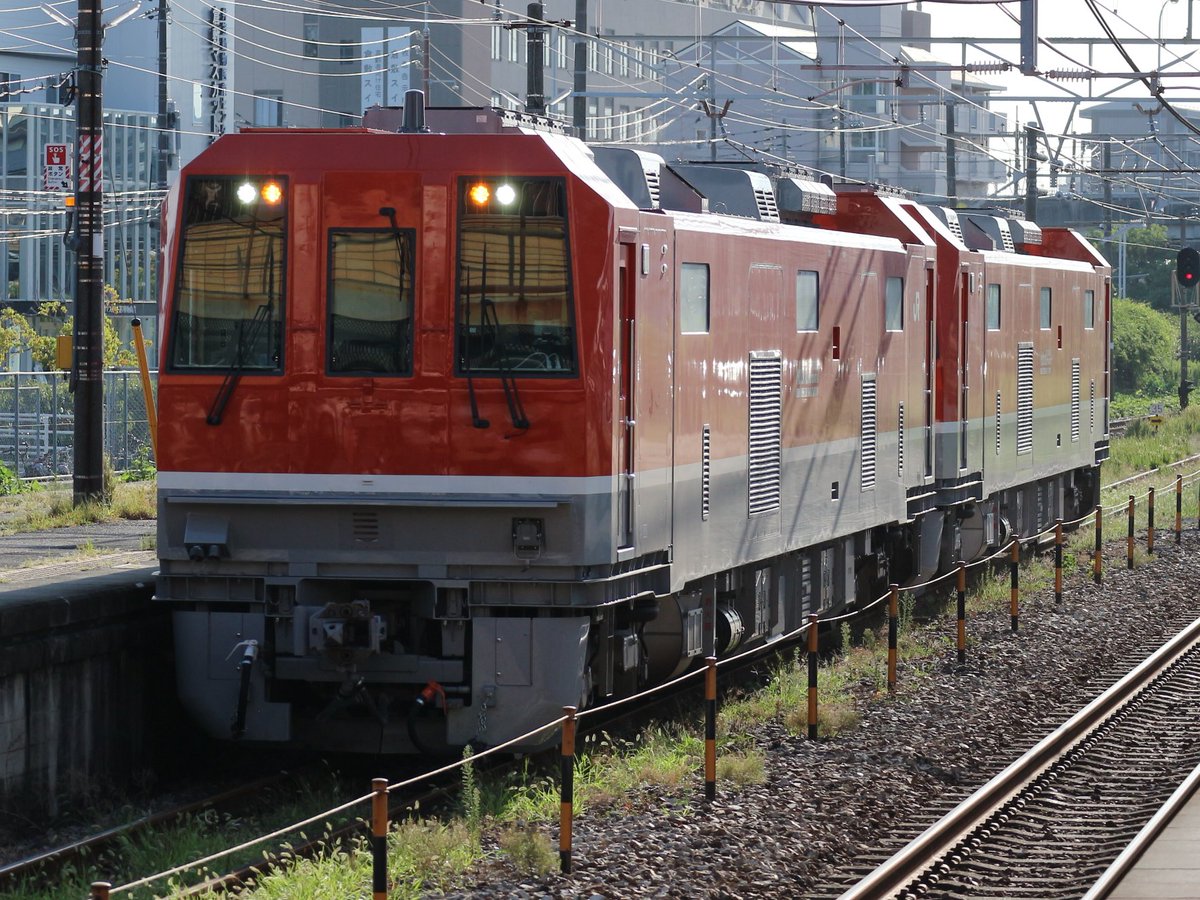 981151001's tweet photo. 中庄駅の超ビミョーな位置でしたが😅
遅ればせながらようやくようやく初対面となりました
DEC743😊
伯備カモレは単機でやって来てUraraの回送がやって来た😮
暫くして岡山駅に向かって発車👋
ところで、これって重単なの2両編成なの🫢 https://t.co/MQ6oLtyvdp