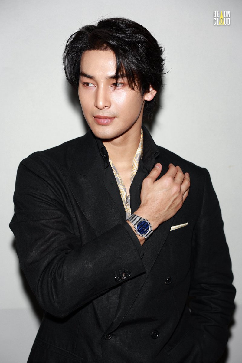Apolaris_CN's tweet photo. Apo attended the Piaget Symposium at Bangkok Watch Week 2026 ✨

APO AT PIAGET SYMPOSIUM 

#BangkokWatchWeek2026xAPO
#PiagetPolo #PiagetxApo

@Nnattawin1 #ApoNattawin https://t.co/QLTSj1jtHe