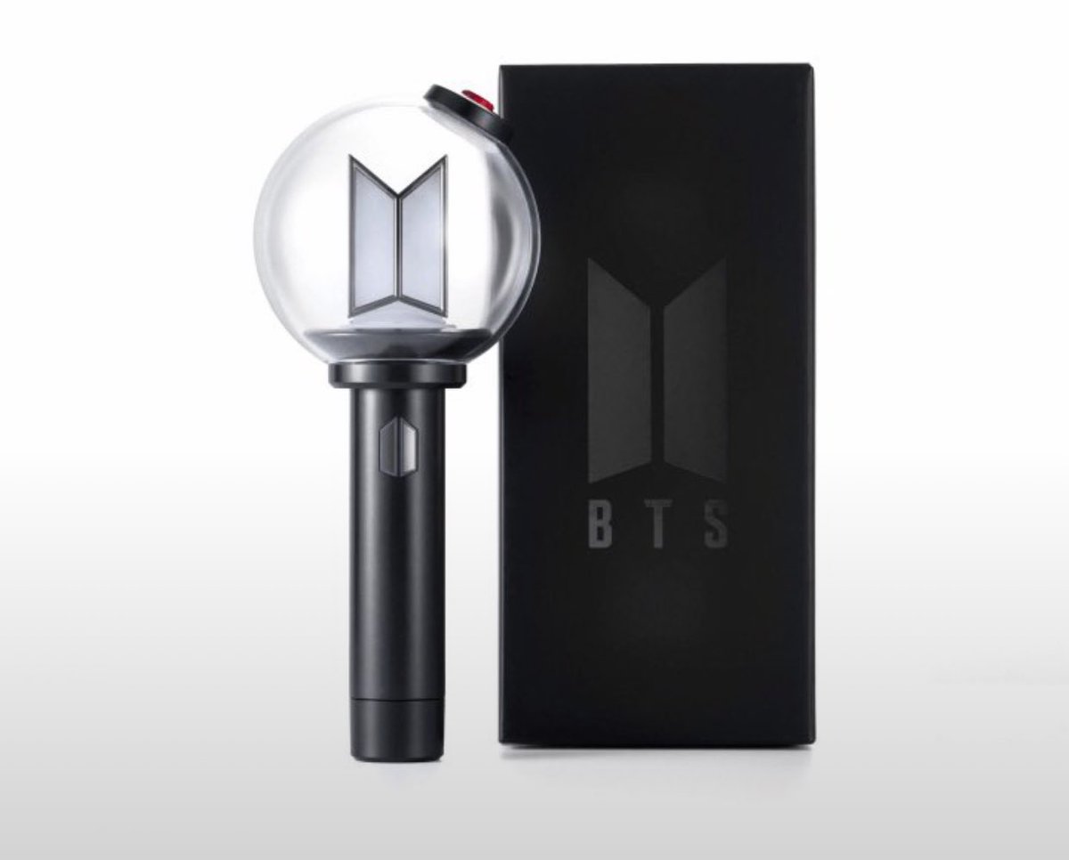 ta_pr97832's tweet photo. ส่งต่อแท่งไฟ BTS ver.4 พร้อมส่ง 2,200฿ 
Free shipping kaaa
ยังไม่แกะ ขอดูภาพเพิ่มเติมได้เลยค่า 

#ตลาดนัดBTS #ตลาดนัดบังทัน
#BTS_WORLDTOUR_BANG https://t.co/yORjG6W4Xi