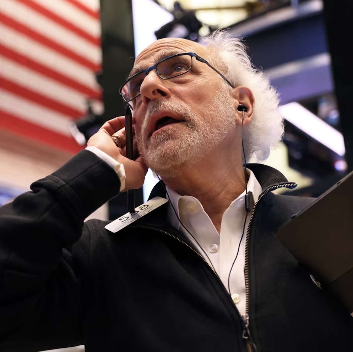 EinsteinoWallSt's tweet photo. TUESDAY MARKET UPDATE:

🟢 Nasdaq +0.42%
🔴 S&amp;P 500 -0.01%
🔴 Dow Jones -0.52% https://t.co/BmZoedPWjE