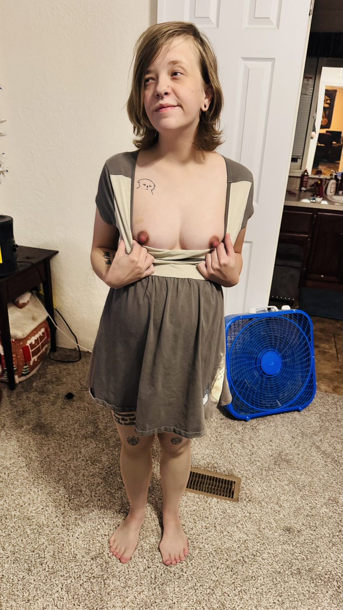 GoddessLogi's tweet photo. Happy tittie Tuesday!💋💋💋 https://t.co/ILbySk3rzl