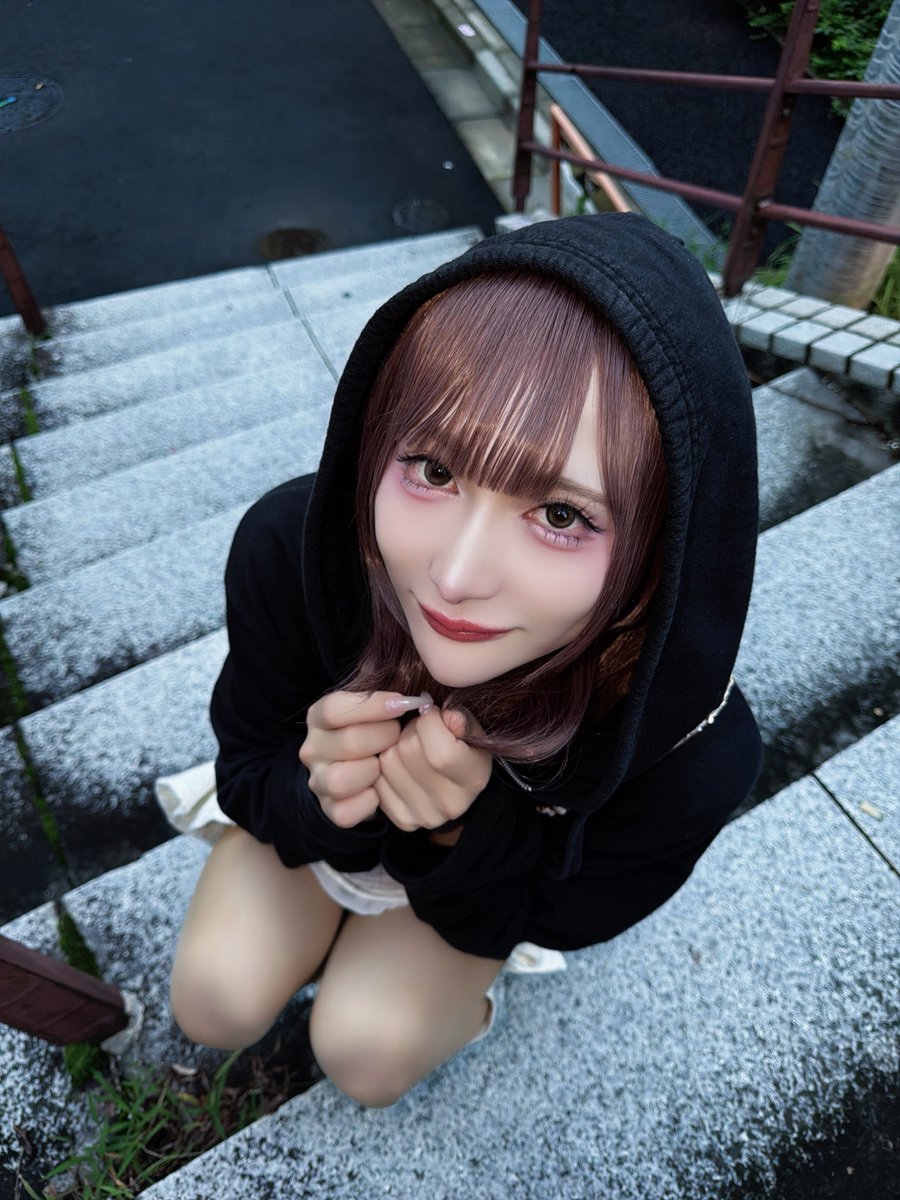 taichin_dxu's tweet photo. 女装してみたら自分がタイプで好きになりそうで草 https://t.co/x0sPigdILF