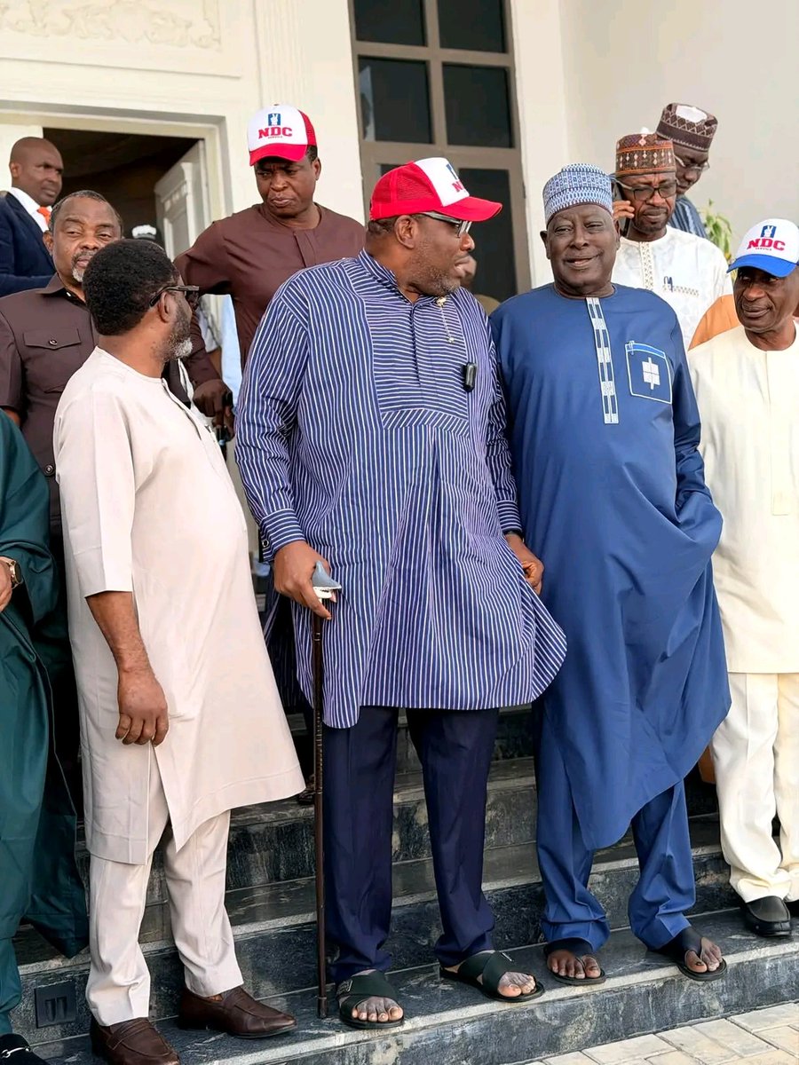 ChuksEricE's tweet photo. BREAKING NEWS:

Former SGF, Babachir Lawal, has reportedly defected to the NDC to support the Obi-Kwankwaso campaign.

Lawal reportedly made the move after holding a meeting today with NDC National Leader, Senator Seriake Dickson, at the senator’s residence in Abuja. https://t.co/MiJyjbuwYc