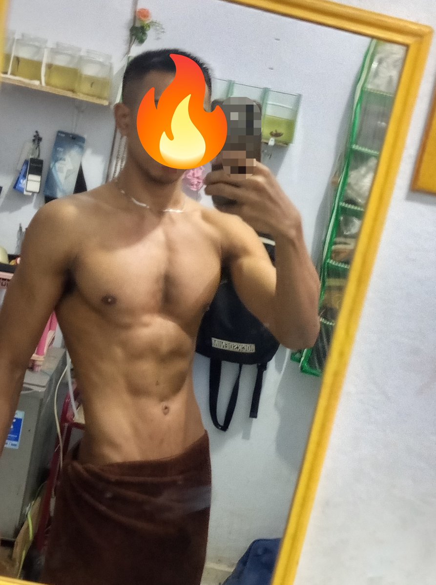 billysyaputra0's tweet photo. Diet🏋‍♂️🤭 https://t.co/bAWSGd2h5Q