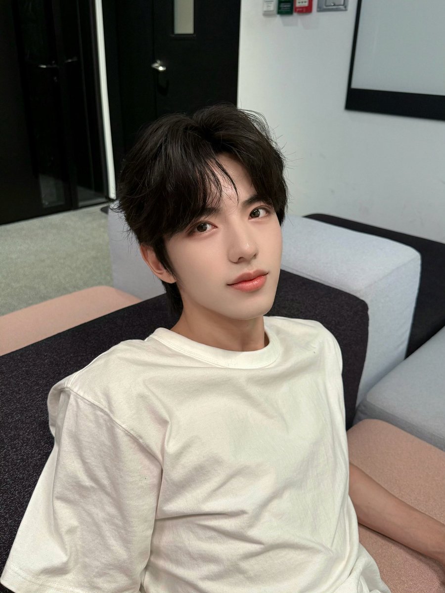 ShuyuanTHFC's tweet photo. ซูอัพเวยป๋อ - 22/09/2026

"จบหลักสูตรตามเฟส!”

#ShuyuanTHFC #Shuyuan #Yuyuan https://t.co/joLxhyKL8N