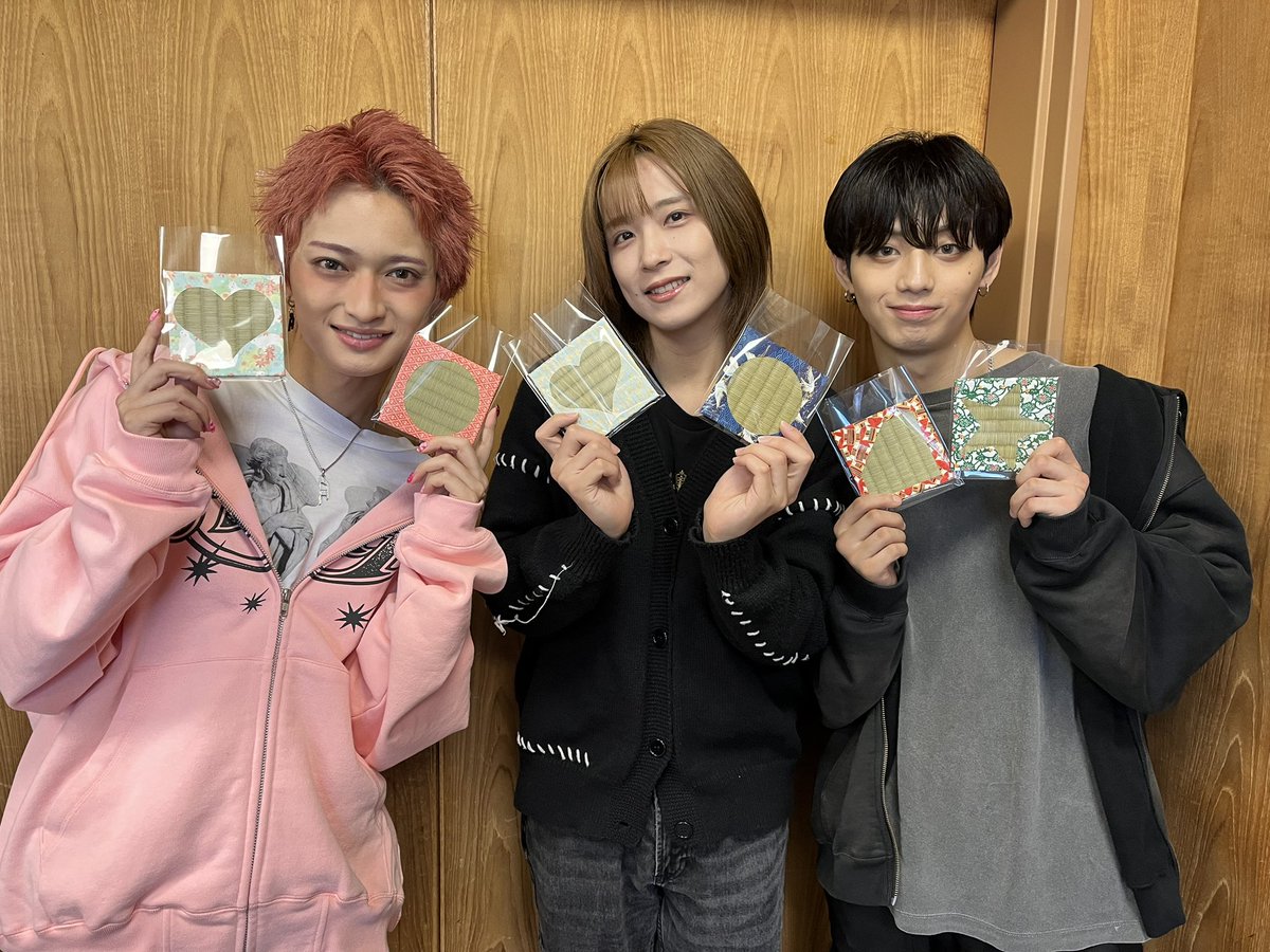 tatamikunbiz's tweet photo. #UNiFY バスツアー 🚌
畳コースター作りin西尾
ご参加の皆さま
ありがとうございました😊
#ゆにバス
#熊本応援 ありがとうございます🙇

#西尾市 #吉良町 #畳
#榊原タタミ店 https://t.co/LI36tIjtox