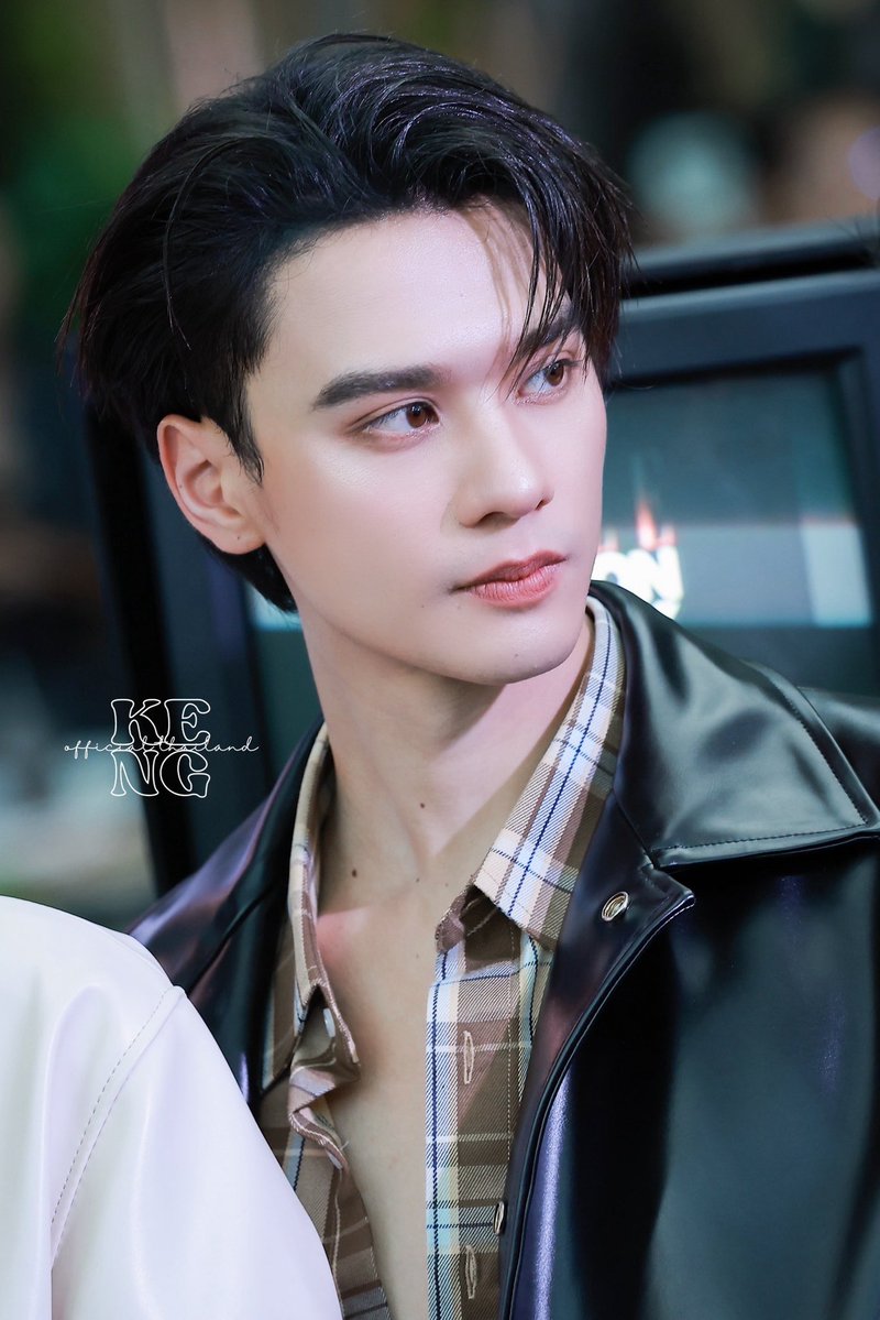 2KengOFCTH's tweet photo. สายตาแบบนี้แบดบอยมากกกก 😎🖤

KNP ELLEFW26 PRESS
#EFW2026xKengNamping
#KengHarit @harit_keng https://t.co/O6qYJzB0YO