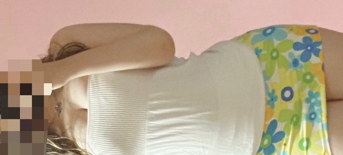 dolliibun's tweet photo. found my childhood skirt and it still fits ^_^ https://t.co/zp7VmRs4dl